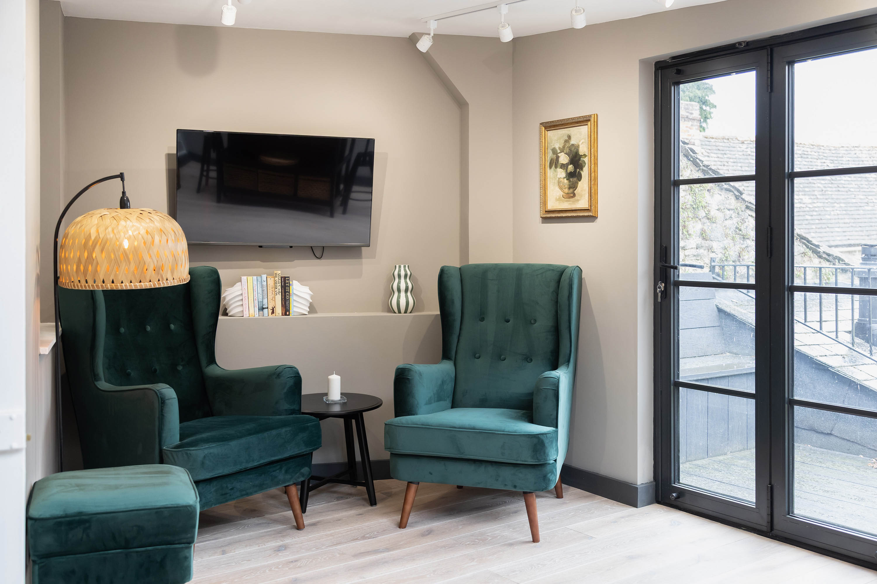 Breakfast area interior
